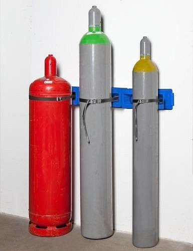 DENIOS wandhouder voor gasflessen WH 3-P universeel van polyethyleen (PE), voor 3 flessen (max. Ø 320 mm), 241-361