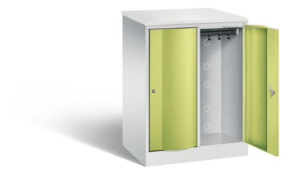 C+P garderobekast Resisto, H1077xB772xD540mm, kleur: lichtgrijs / virid groen, 8271-272 S10068