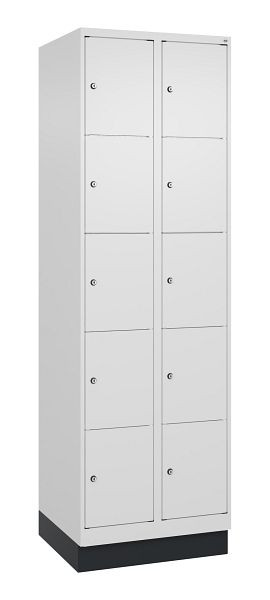 C+P lockerkast Classic PLUS, onderstel, 2 vakken met elk 5 vakken, 1950x600x500mm, 9016/9016, 080020-205 S10017
