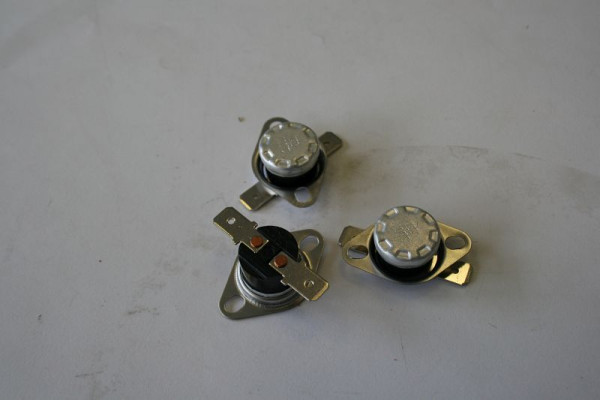 ELMAG thermostaat 100° 10A voor DIGICAR 600, 9505284