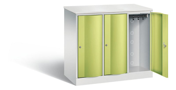 C+P locker Resisto, H1077xB1148xD540mm, kleur: lichtgrijs / virid groen, 8271-372 S10073