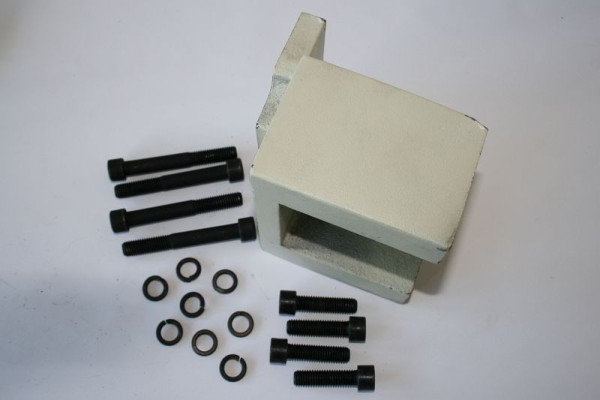 ELMAG tussenblok voor montage MFB 20 Vario, op Superturn 700/140 Vario, 9802151