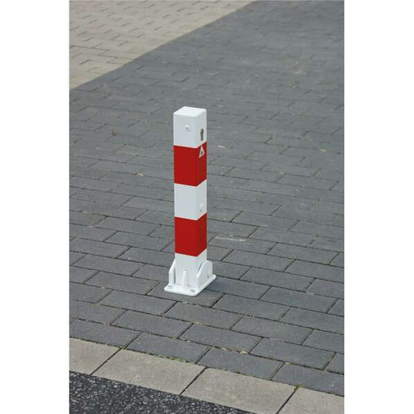 Schake afzetpaal type 4715UZB - opklapbaar, vierkante buis 70x70 mm, bovengronds 500 mm, voor plugbevestiging, met profielcilinder, met 1 oog, 4715UZB+1