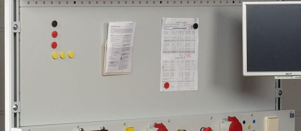 KLW plaatstalen achterwand, 750 x 450 mm B x H (massief plaatstaal) met opschroefbare beugels voor werkbankopbouwen, ABRWC-0750-450