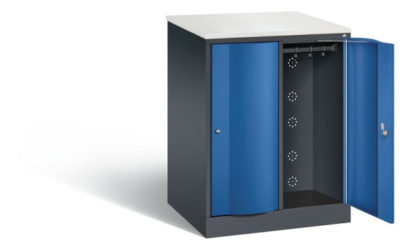 C+P XL lockerkast Resisto, H1077xB772xD640mm, kleur: zwartgrijs / gentiaanblauw, 8271-273 S10029