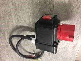 ELMAG schakelaar 0/1 compleet, inclusief stekkerdeel voor ZSM 880/650 (nr. 49), 9601352