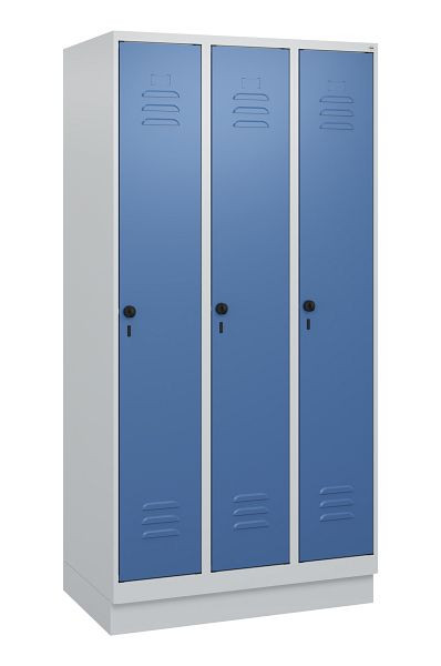 C+P Umkleidespind Classic PLUS, Sockel, 3 Abteile, 1800x900x500mm, 7035/5023, Drehriegel, 0800207-30 S10005