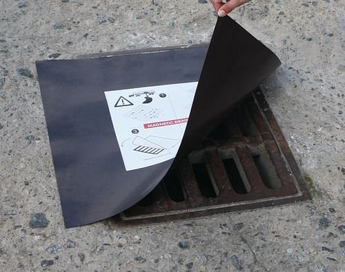 DENIOS Magnet-Abdichtmatte, quadratische Form, 510 x 510 mm, als Kanalabdeckung, 206977