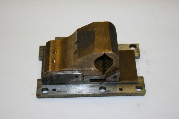 ELMAG halve moer nr. 4-3-27, voor Industrie 1000-2000/250, 9808267