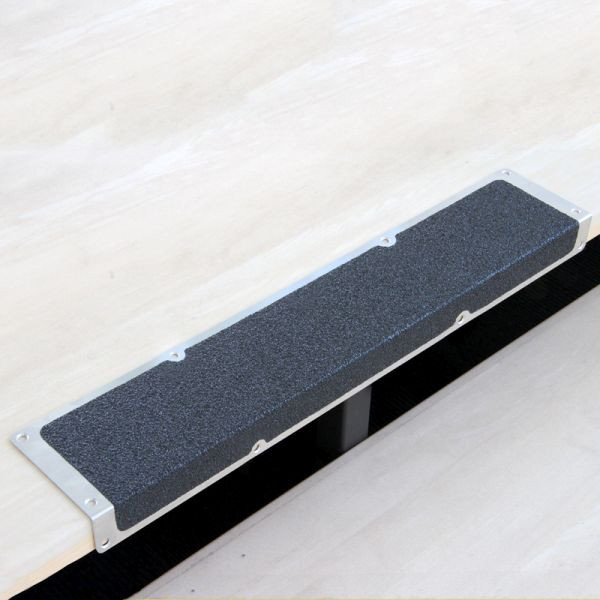 Meelbroek antislip randprofiel aluminium met m2 antislip coating, extra sterk zwart 120x1000x45mm, AKM4SF2