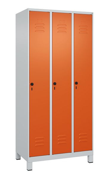 C+P Umkleidespind Classic PLUS, Füße, 3 Abteile, 1950x900x500mm, 7035/2004, Drehriegel, 080010-30 S10037