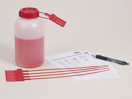 DENIOS fles met wijde opening van HDPE, afsluitbaar voor meer veiligheid, 500 ml, verpakking van 48 stuks, 309702