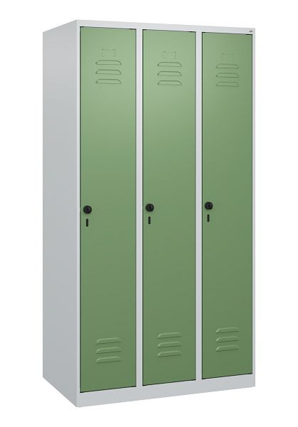 C+P luierkluis Classic PLUS met middenwand, 3 vakken, 1700x900x500mm, 7035/6011, veiligheidsdraaigrendel, 0800007-30F S10006