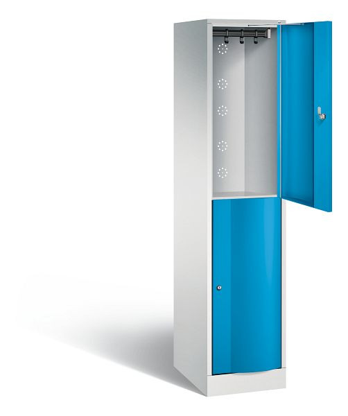C+P locker dubbellaags Resisto, H1950xB396xD540mm, kleur: lichtgrijs/lichtblauw, 8270-172 S10012